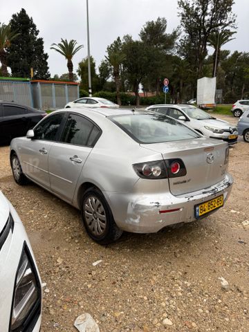 מאזדה 3