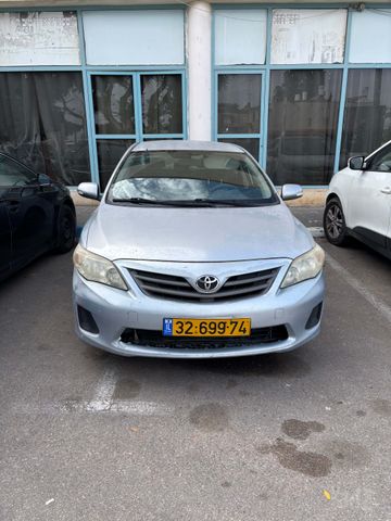מודעת רכב טויוטה קורולה
