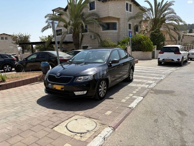 סקודה אוקטביה