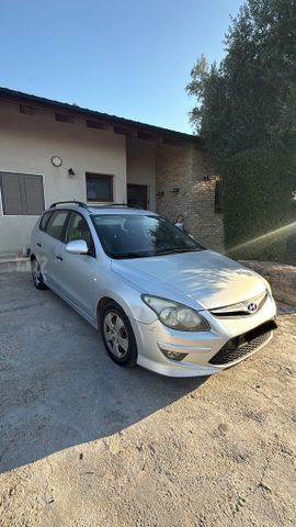 יונדאי i30