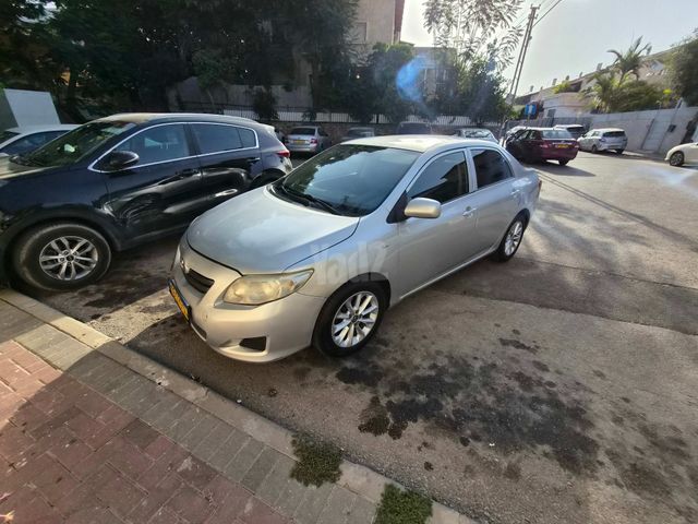 טויוטה קורולה