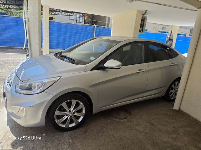 יונדאי אקסנט i25