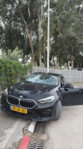 מודעת רכב ב מ וו סדרה 2