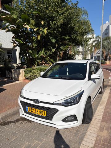 יונדאי i20