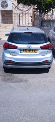 יונדאי i20