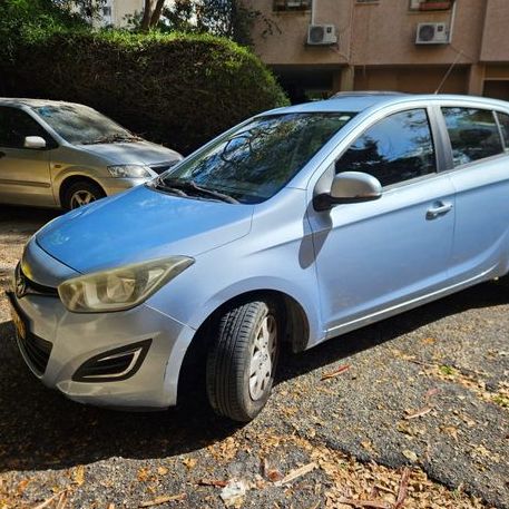 מודעת רכב יונדאי i20
