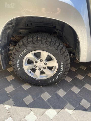 מיצובישי טרייטון / L200