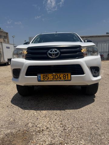 טויוטה היילקס