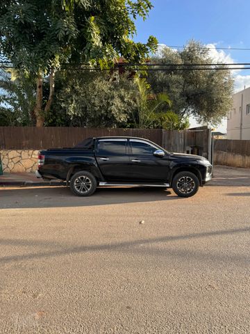 מיצובישי טרייטון / L200