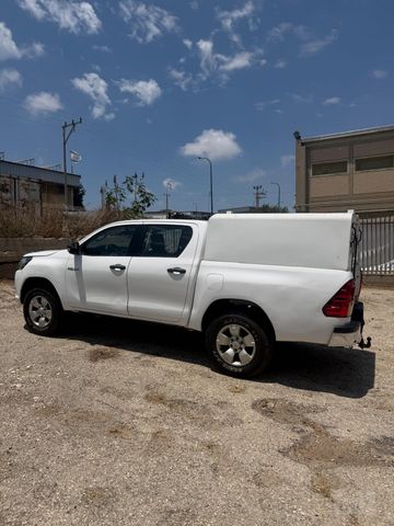 מודעת רכב טויוטה היילקס