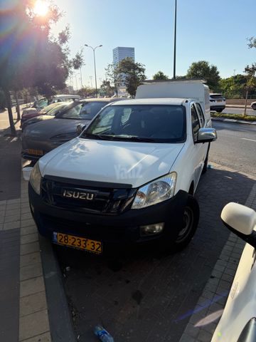די-מקס 4X2 S ידני דאבל קבינה 5 מק 4 דל 2.5 (163 כ״ס)