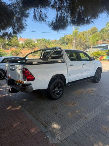 טויוטה היילקס