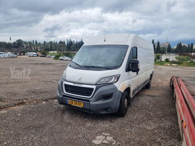 פיג'ו בוקסר