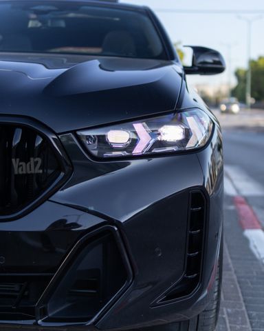 ב מ וו X6