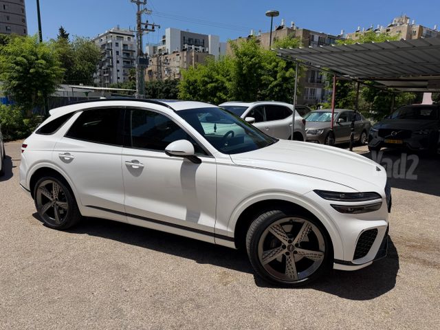 ג'נסיס GV70