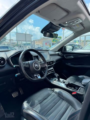 אם ג'י EHS PHEV