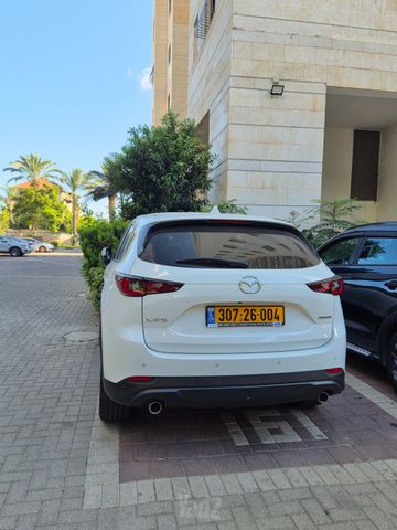 מודעת רכב מאזדה CX-5