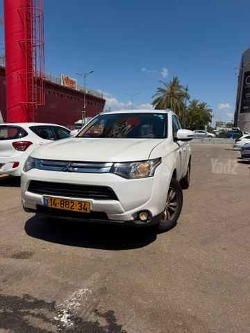 מיצובישי אאוטלנדר