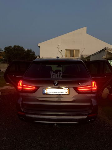 ב מ וו X5