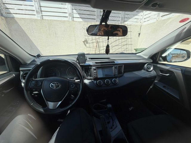 טויוטה RAV4