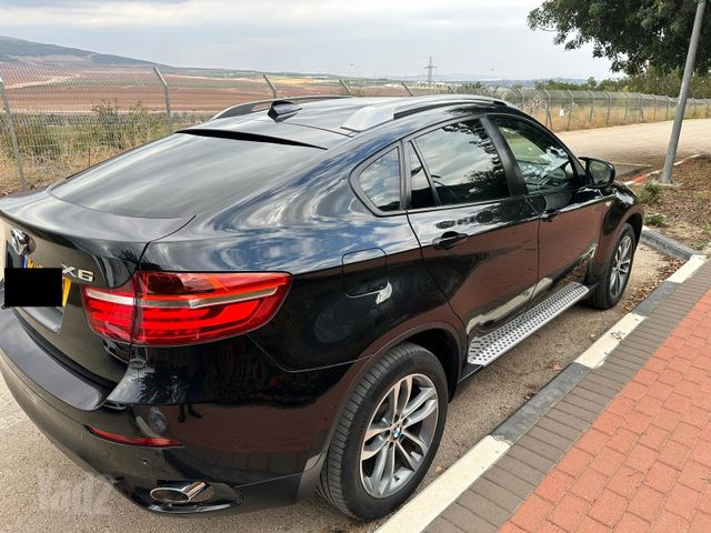 ב מ וו X6
