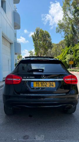 מרצדס-בנץ GLA