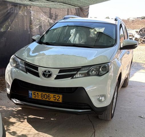 מודעת רכב טויוטה RAV4