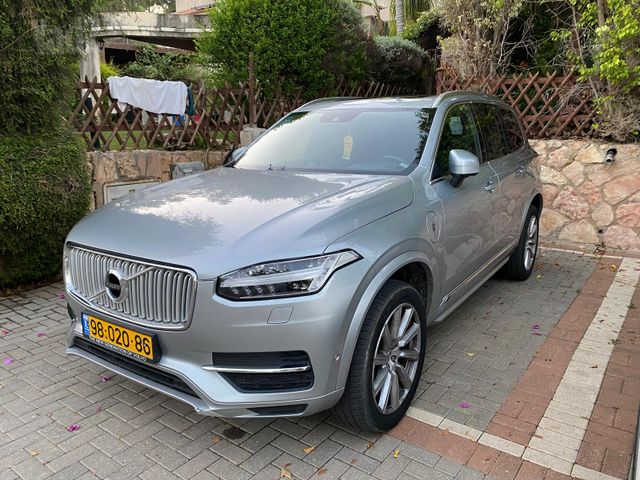 מודעת רכב וולוו XC90