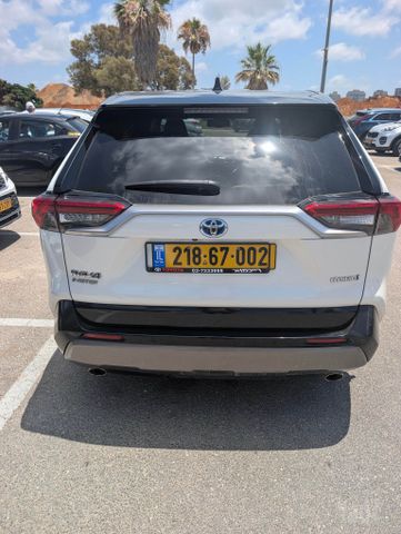 טויוטה RAV4