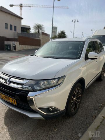 מיצובישי אאוטלנדר