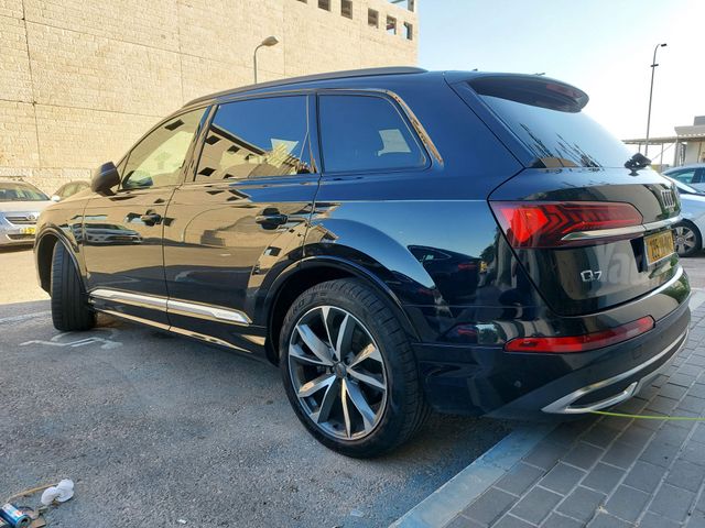 אאודי Q7