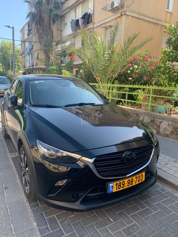מודעת רכב מאזדה CX-3