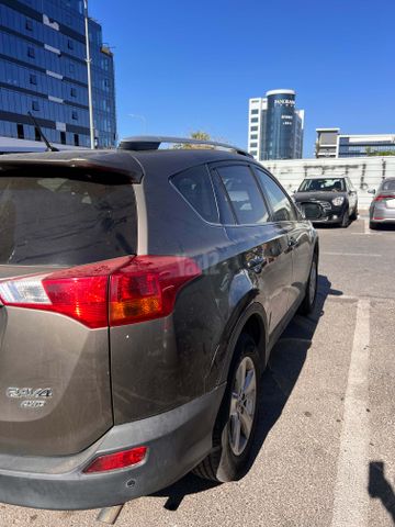 טויוטה RAV4