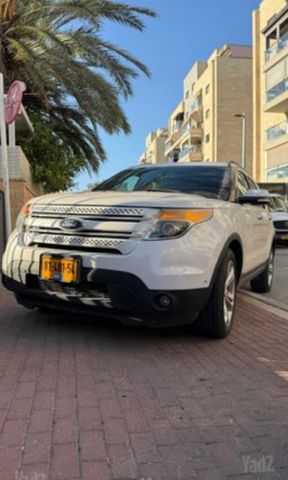 אקספלורר 4X4 Limited אוט׳ 3.5 (290 כ״ס)