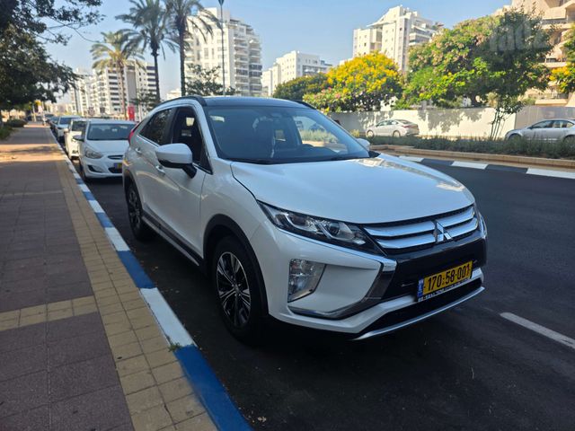 מודעת רכב מיצובישי אקליפס קרוס