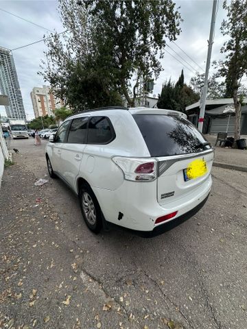 מודעת רכב מיצובישי אאוטלנדר