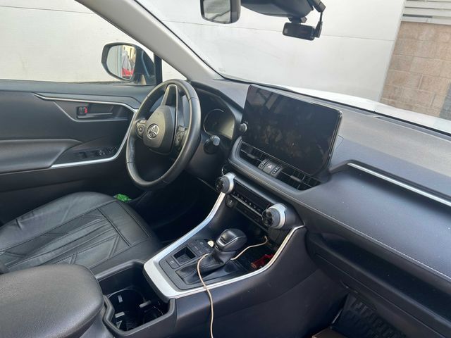 טויוטה RAV4