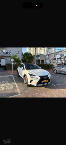 לקסוס NX