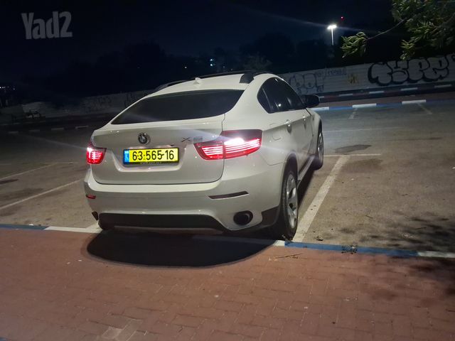 ב מ וו X6