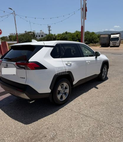 מודעת רכב טויוטה RAV4