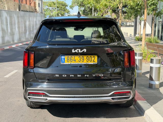 קיה סורנטו