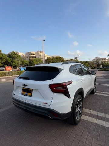 שברולט טראקס