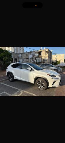 לקסוס NX