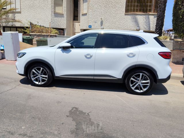 אם ג'י EHS PHEV
