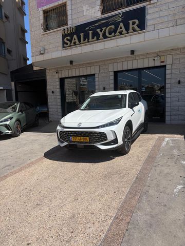 מודעת רכב אם ג'י EHS PHEV