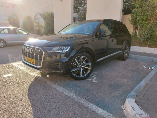 אאודי Q7