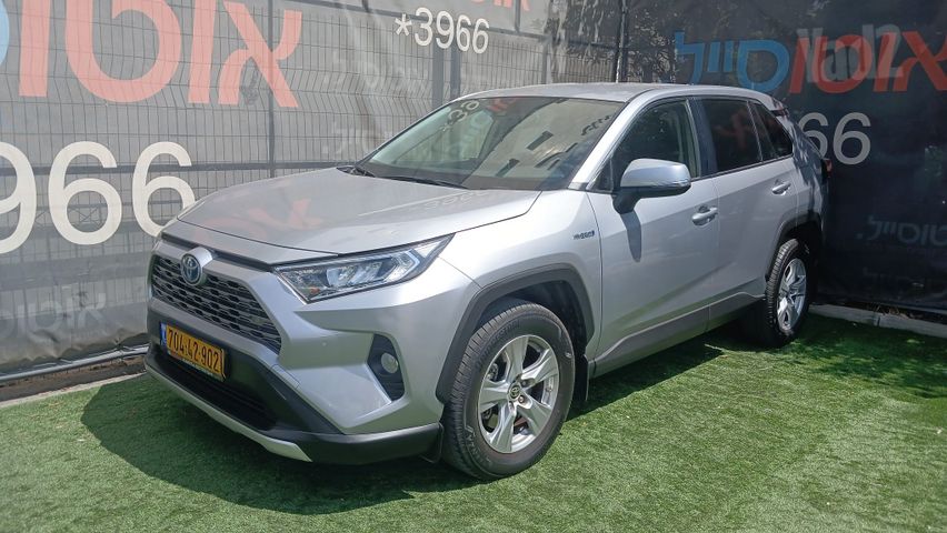 מודעת רכב טויוטה RAV4