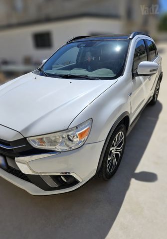 מודעת רכב מיצובישי ASX