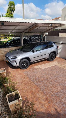 מודעת רכב טויוטה RAV4
