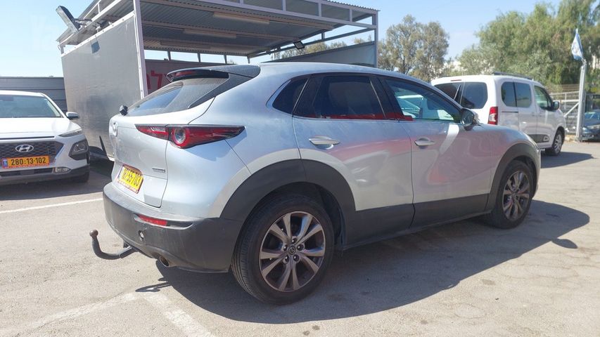 מאזדה CX-30